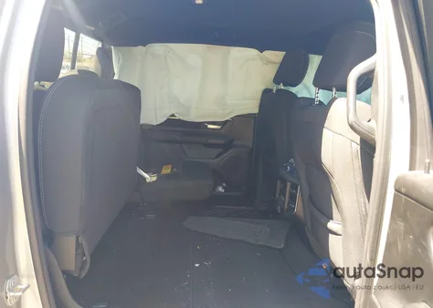 2025 Ram 1500 Big Horn 4X4 5'7 Box z USA, uszkodzony, nr VIN 1C6RRFFG4SN502088